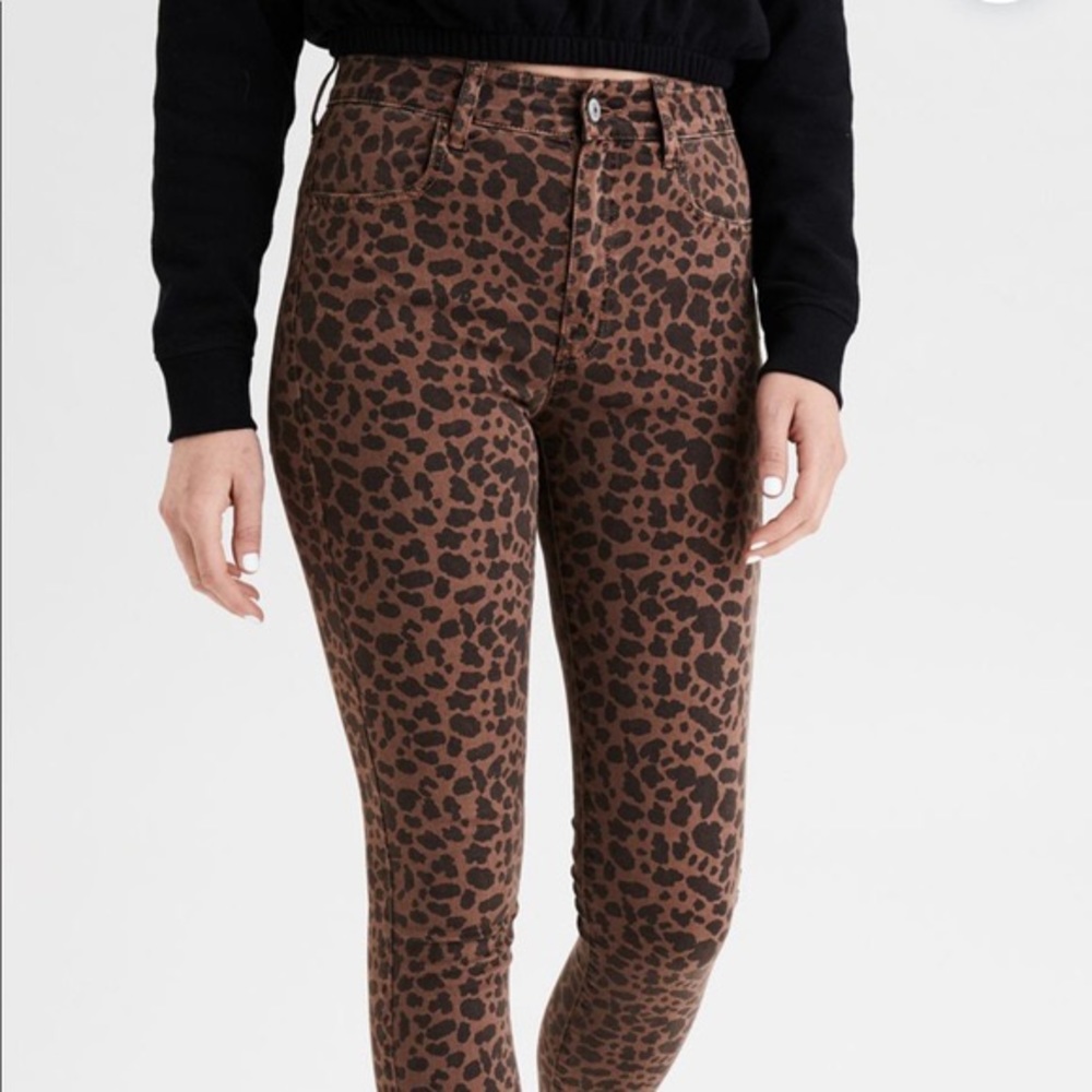 Leopard Print High-Waisted Jean